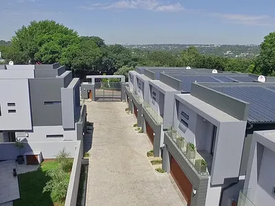 3 Bedroom Townhouse To Rent in Sandton - img