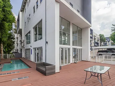 2 Bedroom Apartment For Sale in Sandton - img