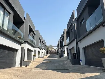 3 Bedroom Townhouse To Rent in Sandton - img