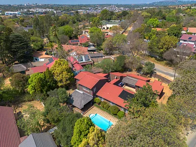 5 Bedroom House For Sale in Randburg - img