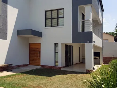4 Bedroom Townhouse For Sale in Sandton - img