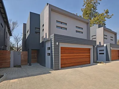 3 Bedroom Townhouse For Sale in Sandton - 4DtP.webp