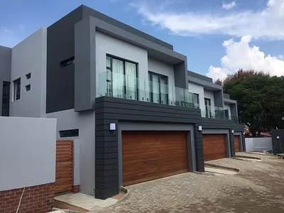 3 Bedroom Townhouse For Sale in Sandton - J1dJ.webp
