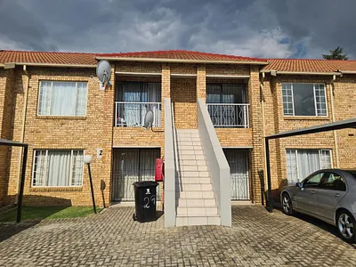 2 Bedroom Apartment For Sale in Benoni - 5Xw1.webp