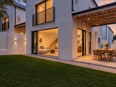 3 Bedroom Townhouse For Sale in Johannesburg - oHgq.webp