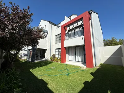 3 Bedroom Townhouse For Sale in Sandton - ENKS.webp