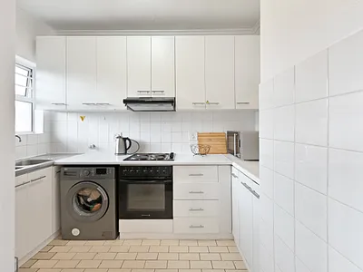 2 Bedroom Apartment To Rent in Cape Town - cs2a.webp