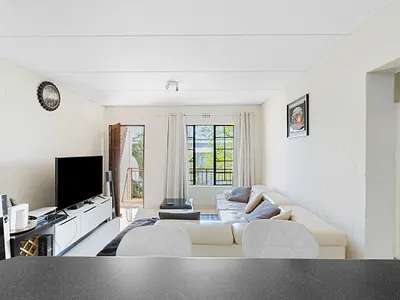2 Bedroom Apartment For Sale in Kempton Park - m4p8.webp