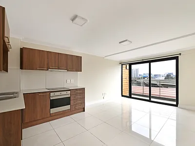 2 Bedroom Apartment For Sale in Cape Town - yRTB.webp