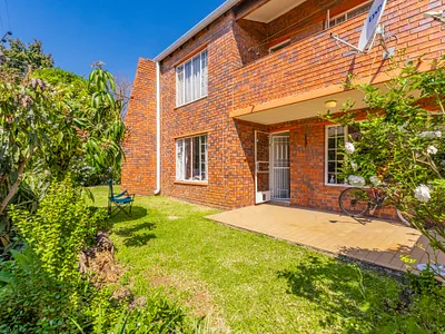 2 Bedroom Apartment For Sale in Randburg - img