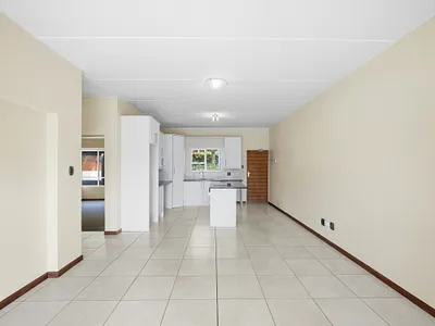 2 Bedroom Apartment For Sale in Johannesburg - EhlX.webp