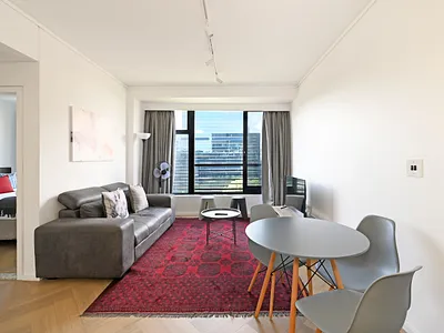 2 Bedroom Apartment For Sale in Cape Town - img
