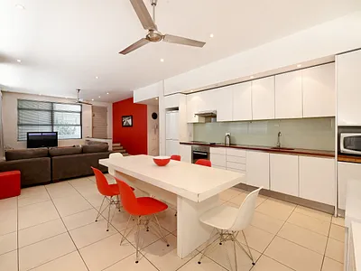 2 Bedroom Apartment To Rent in Cape Town - img