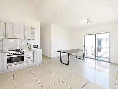 3 Bedroom Apartment For Sale in Blouberg - img