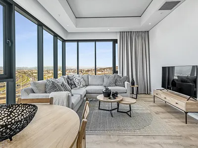 2 Bedroom Apartment To Rent in Cape Town - XPQg.webp