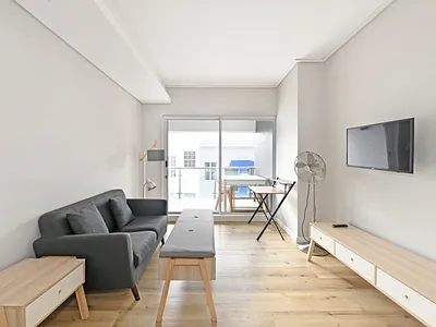 0.5 Bedroom Apartment For Sale in Cape Town - 3h1B.webp