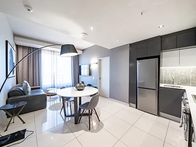 1 Bedroom Apartment For Sale in Sandton - img