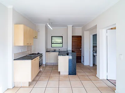 1 Bedroom Apartment For Sale in Sandton - img