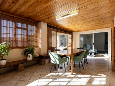 3 Bedroom House To Rent in Goodwood - VUx6.webp