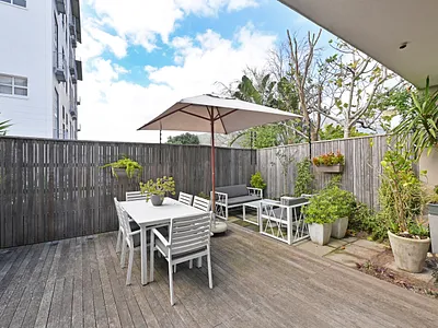 2 Bedroom Apartment To Rent in Cape Town - X5go.webp