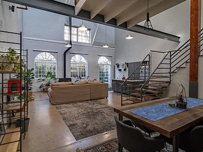 2 Bedroom Apartment For Sale in Johannesburg - img