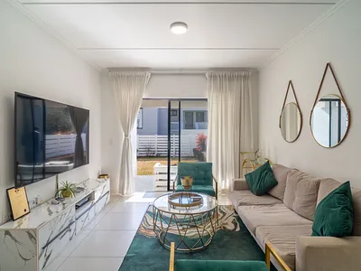 2 Bedroom Apartment For Sale in Sandton - yGon.webp