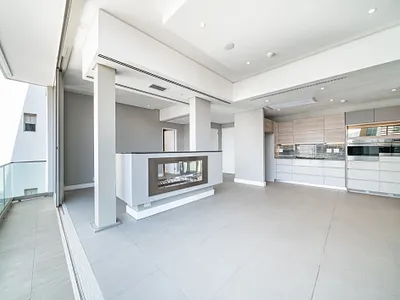 2 Bedroom Apartment For Sale in Johannesburg - yFL9.webp