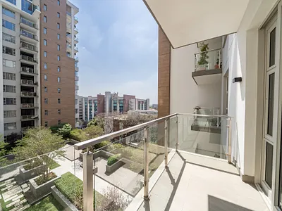 2 Bedroom Apartment For Sale in Johannesburg - Fkwa.webp