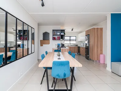 3 Bedroom Apartment To Rent in Blouberg - qZvF.webp