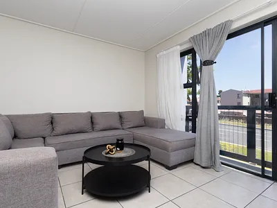 2 Bedroom Apartment For Sale in Bellville - iwdN.webp