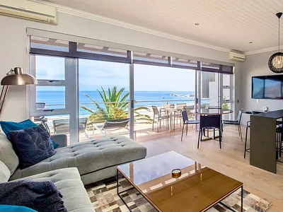 3 Bedroom Apartment For Sale in Cape Town - 7Z3n.webp
