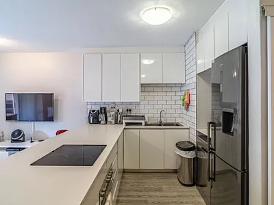 1 Bedroom Apartment To Rent in Sandton - img