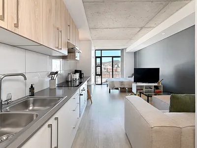 0.5 Bedroom Apartment For Sale in Cape Town - 9QvH.webp