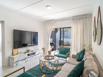 2 Bedroom Apartment For Sale in Sandton - qARF.webp