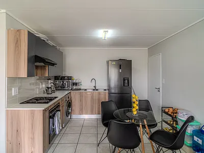 3 Bedroom Apartment For Sale in Sandton - 67Yt.webp