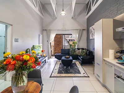 2 Bedroom Apartment For Sale in Randburg - img