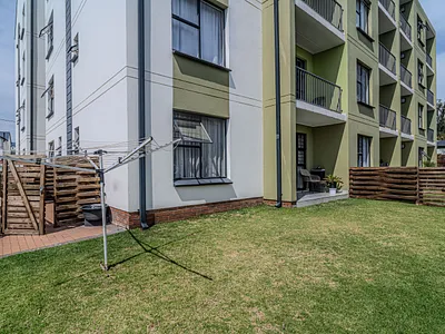 3 Bedroom Apartment For Sale in Sandton - img