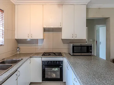 2 Bedroom Apartment For Sale in Kempton Park - xkH1.webp