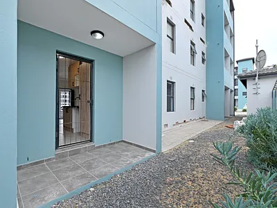 2 Bedroom Apartment To Rent in Blouberg - dlwI.webp