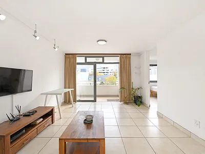 2 Bedroom Apartment To Rent in Cape Town - img