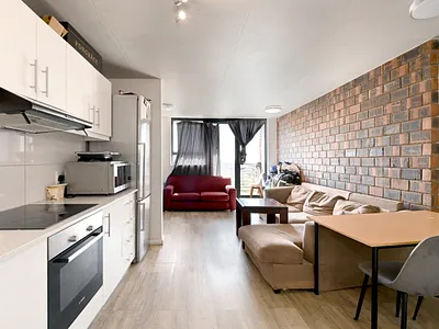 2 Bedroom Apartment To Rent in Cape Town - LUtF.webp