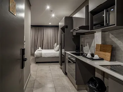 1 Bedroom Apartment For Sale in Sandton - SSv7.webp