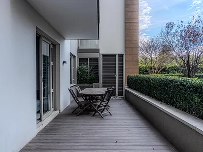 2 Bedroom Apartment For Sale in Johannesburg - hD7S.webp