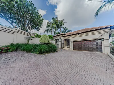 3 Bedroom House For Sale in Pretoria - uzX9.webp