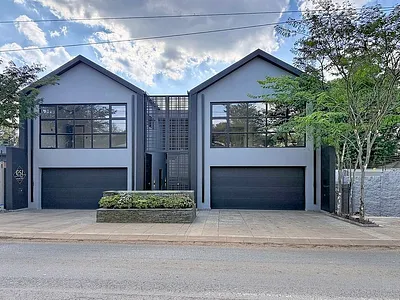 6 Bedroom House For Sale in Pretoria - FsyM.webp