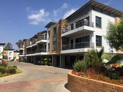 2 Bedroom Townhouse For Sale in Pretoria - img