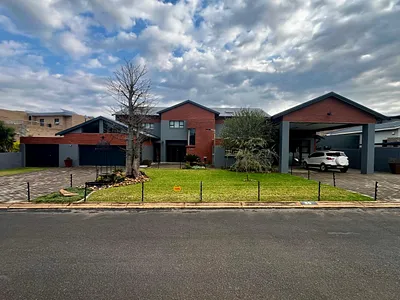 4 Bedroom House For Sale in Pretoria - m8P0.webp