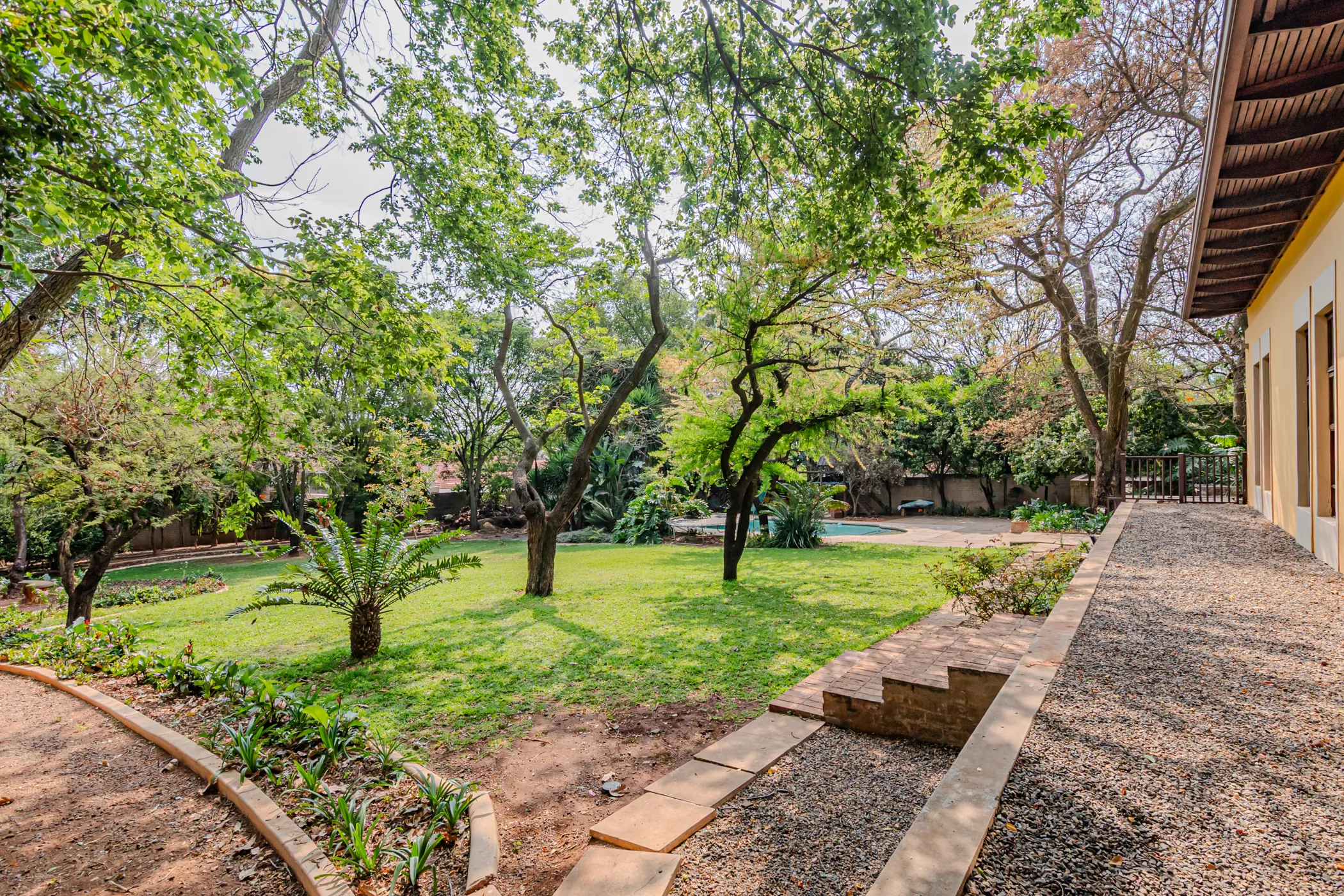 Carousel Indicator - 4Amt.webp