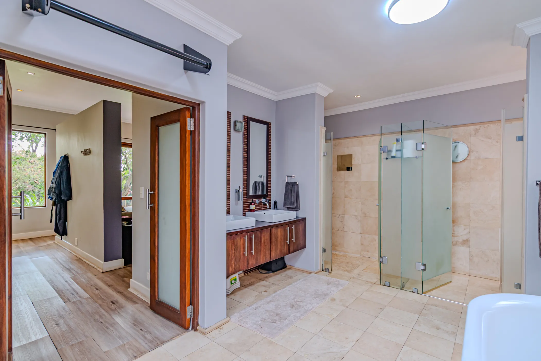 Carousel Indicator - 71Pf.webp