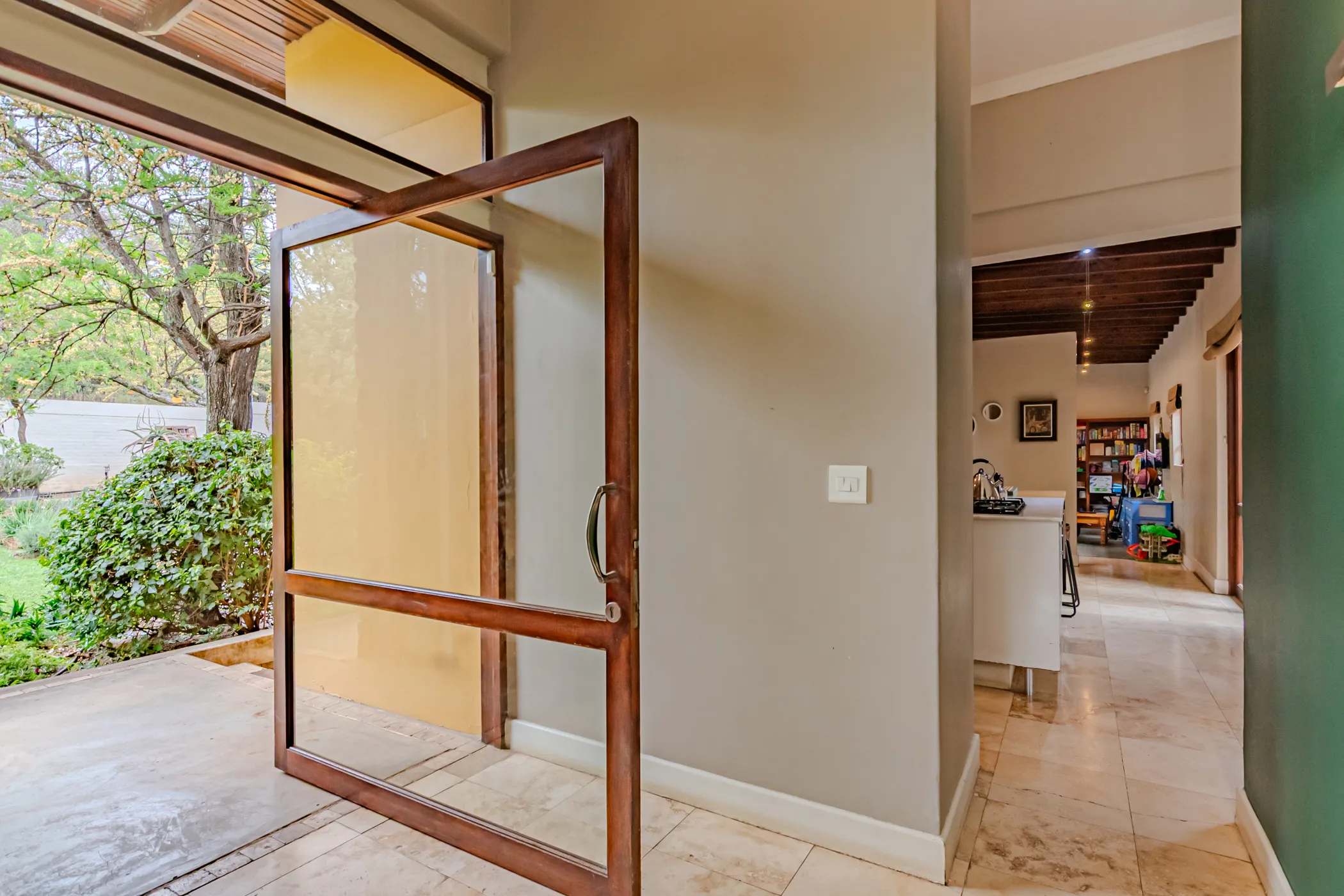 Carousel Indicator - BTjN.webp